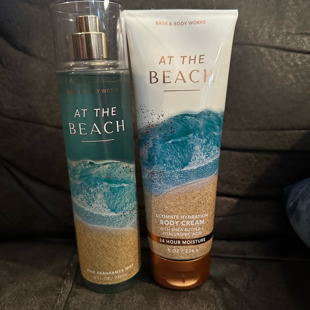 Bath & Body Works Blue and Cream Moisturizer